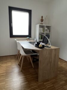 Büro EG