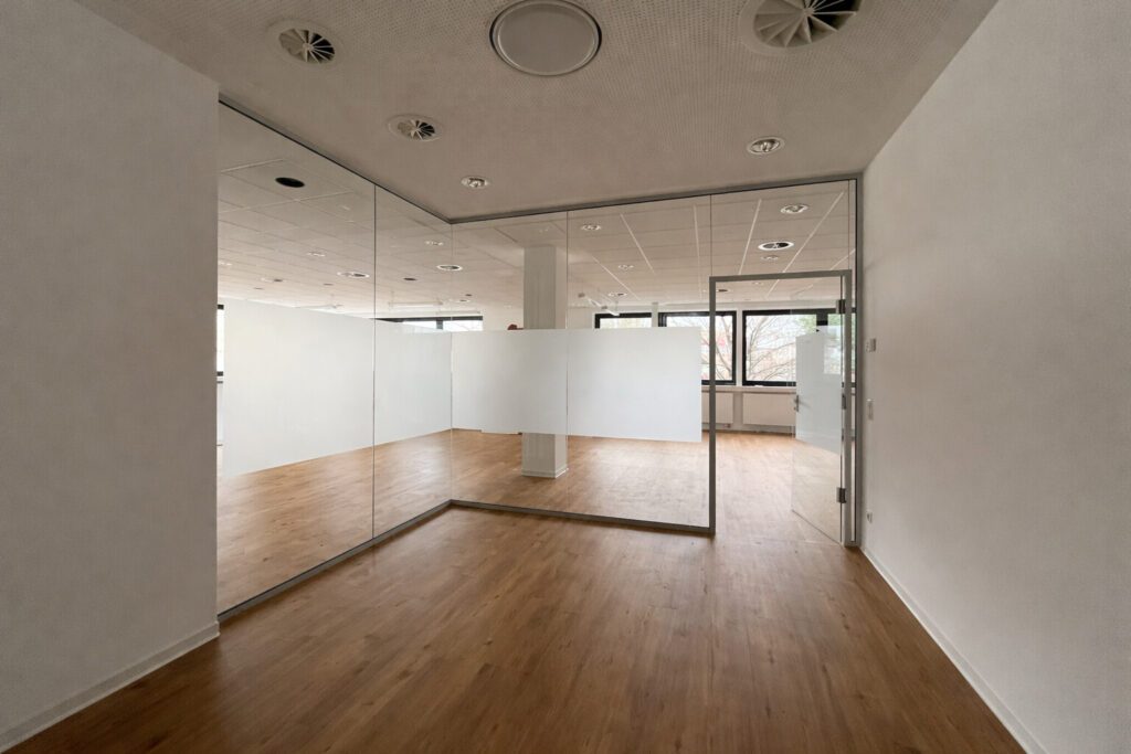 Büro und Besprechung