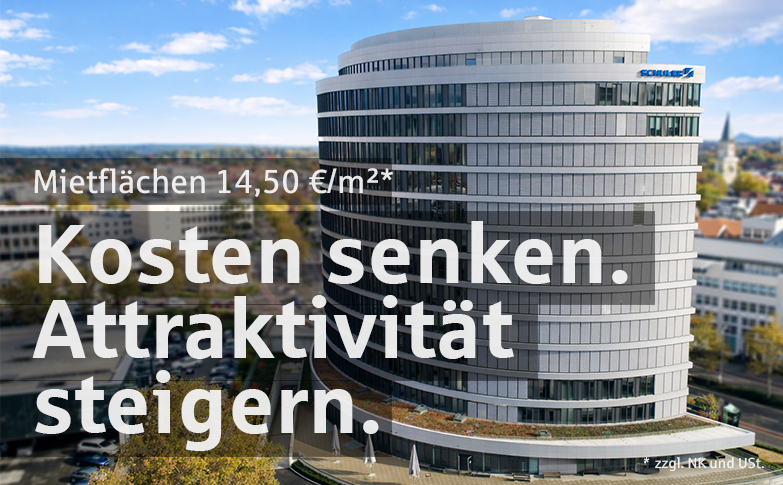 Modernes Bürogebäude mit abgerundeter Glasfassade in Göppingen mit Hinweis auf Mietflächen ab 14,50 Euro pro Quadratmeter.
