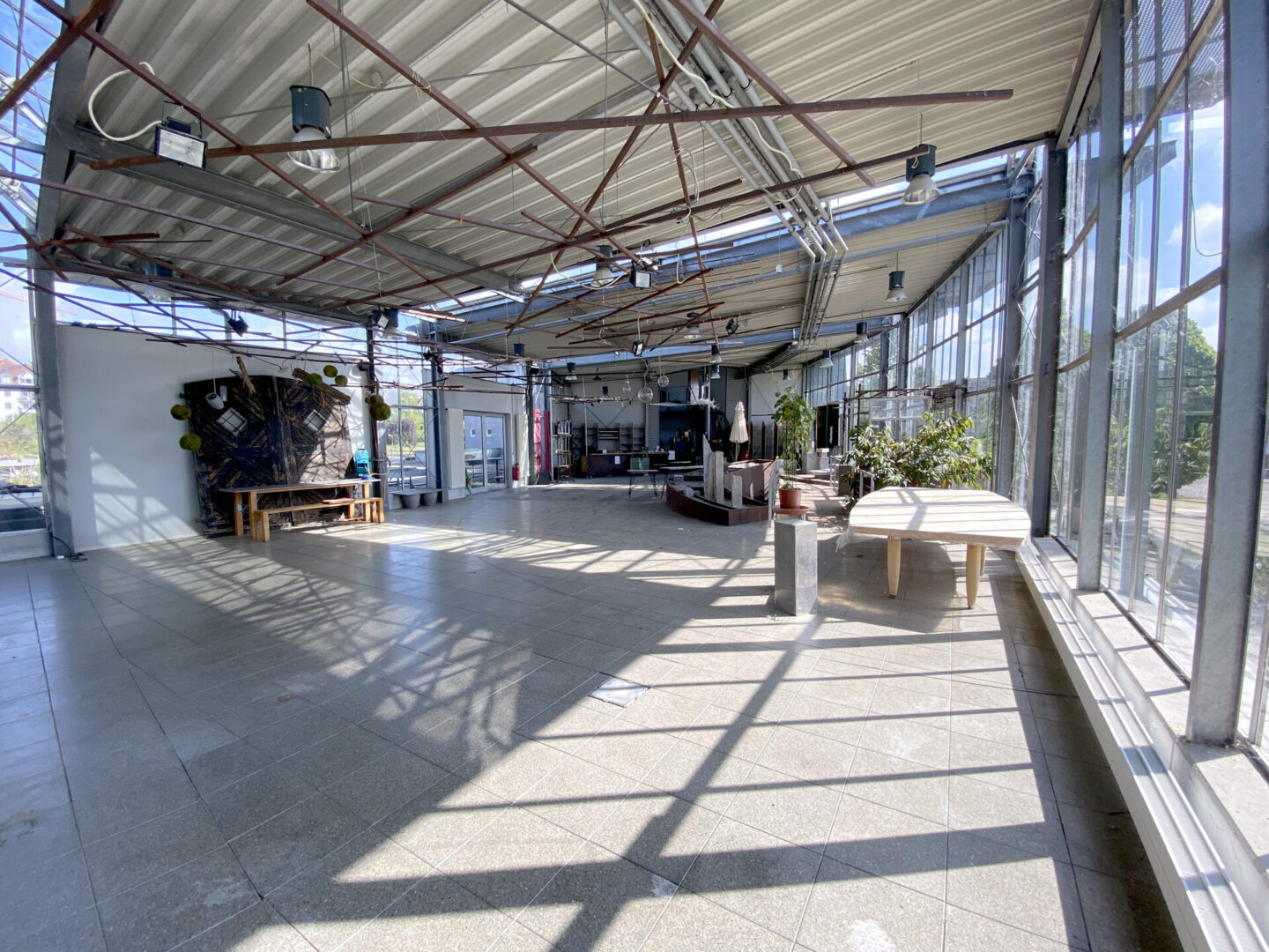 Lichtdurchflutete Flächen
