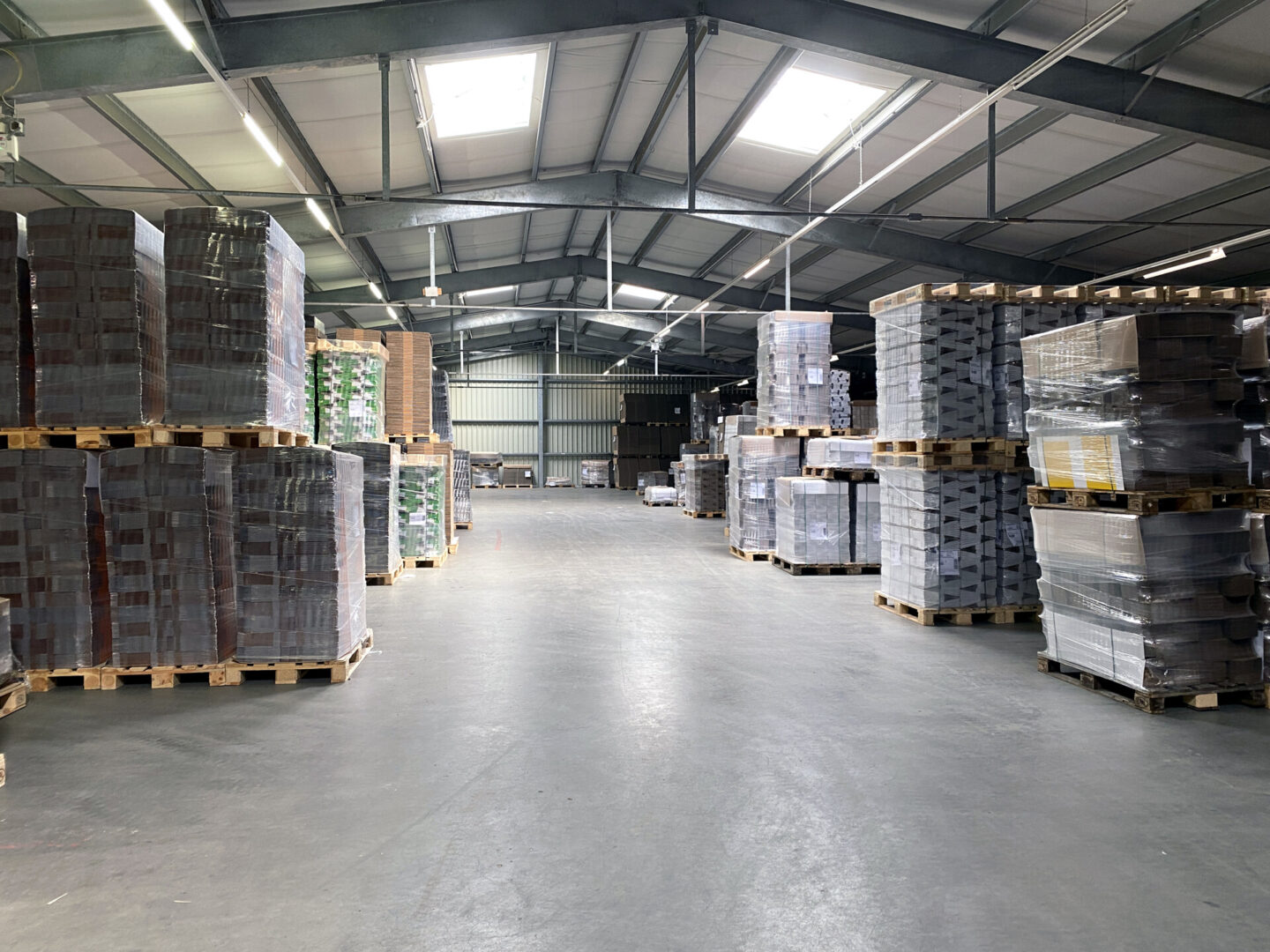 Logistik-/Lagerhalle