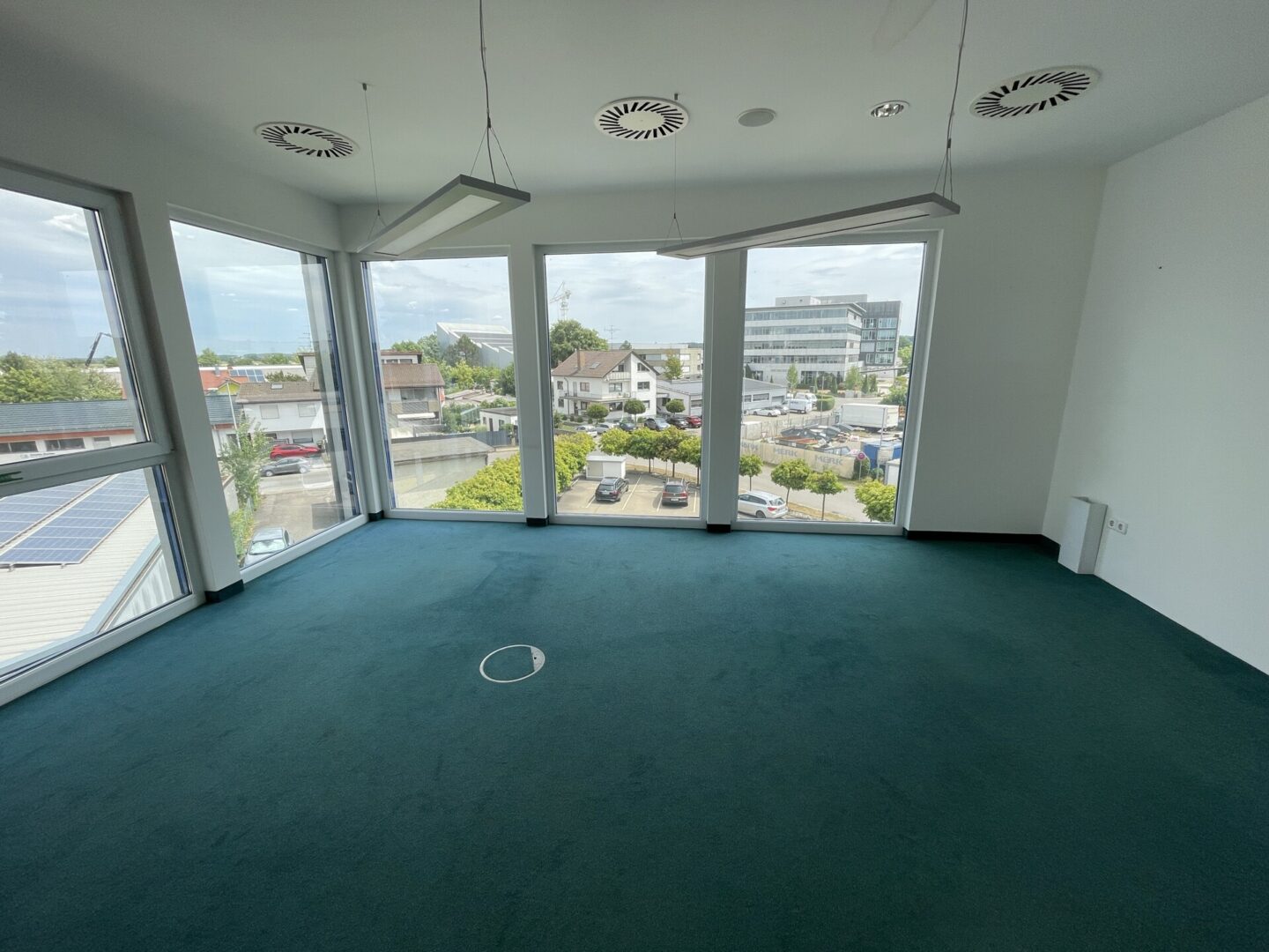 Eckbüro